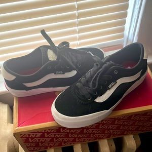 VANS pro skate sk8 shoes low black 2.5 Youth